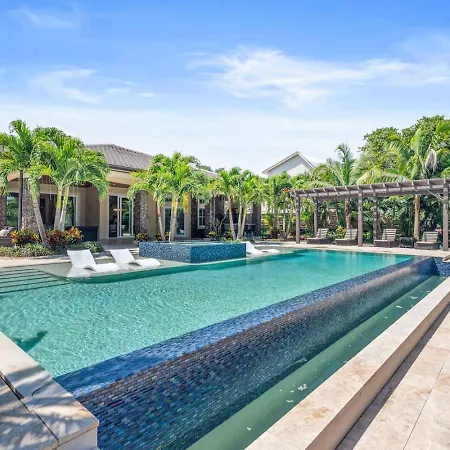 Villa The Grand Mariner Estate. A Waterfront Retreat.